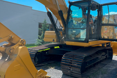 Экскаватор Caterpillar 320