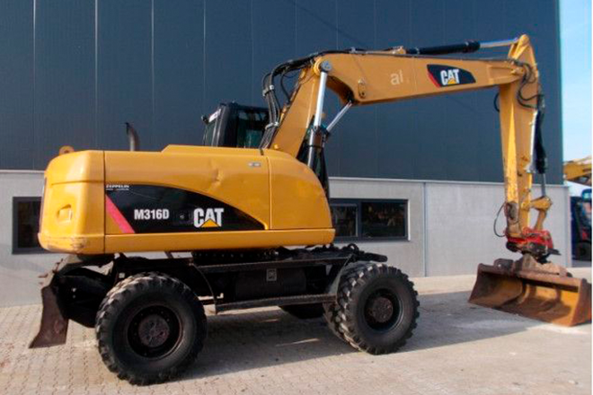 Экскаватор на колесном ходу Caterpillar M316D